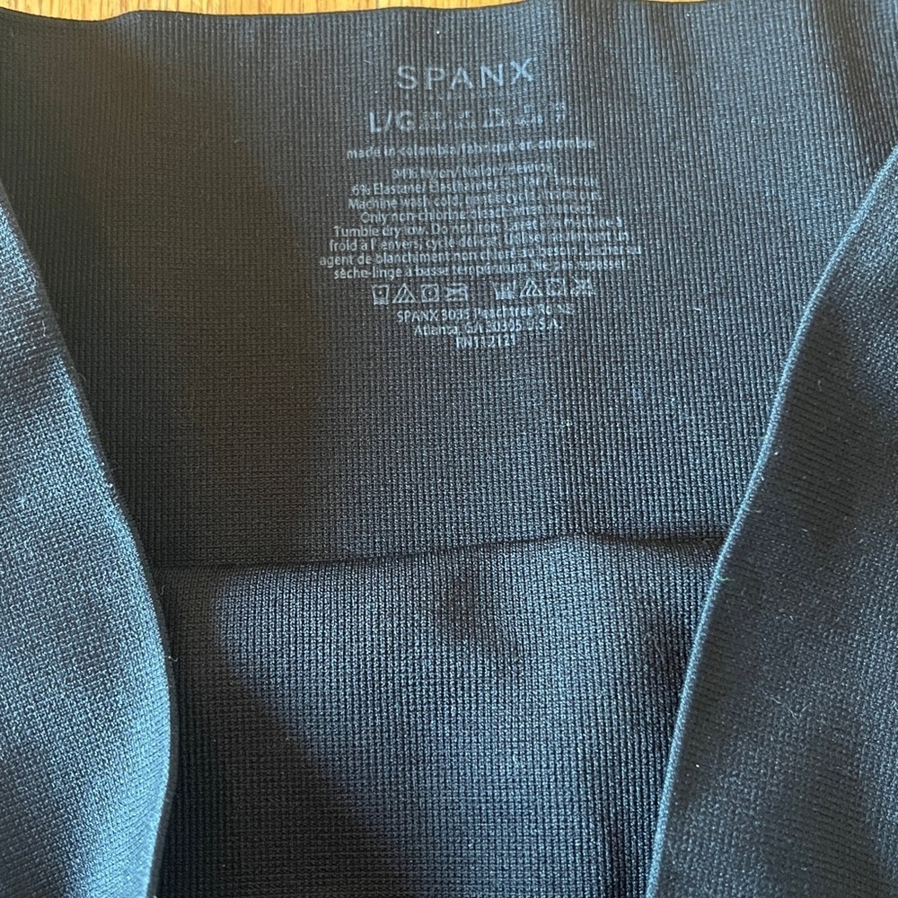 SPANX Black Ribbed Leggings - Picture 2 of 4